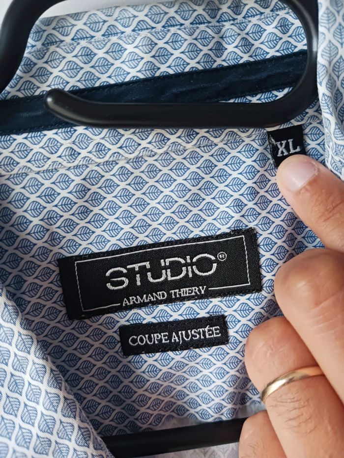 Chemise manche courte Armand Thierry taille XL42 - photo numéro 3