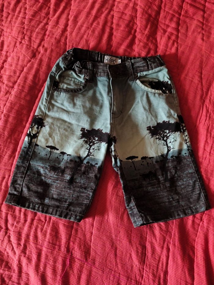 Magnifique bermuda short taille 6 ans lcdp