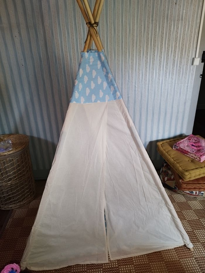 Tipi en toile pour enfant avec tapis de sol et deux coussins - photo numéro 5