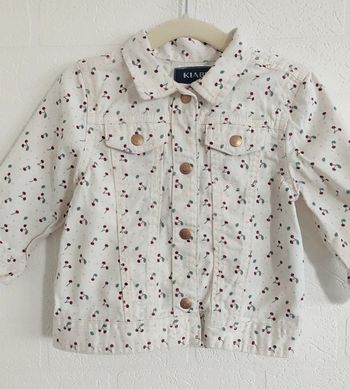 Veste en jean cerise - Kiabi 18 mois