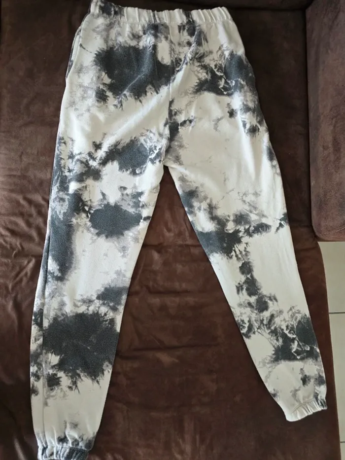 Jogging femme Tie & dye Pull & Bear L Bon état - photo numéro 2