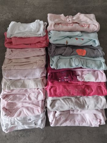 Lot pyjamas bodys