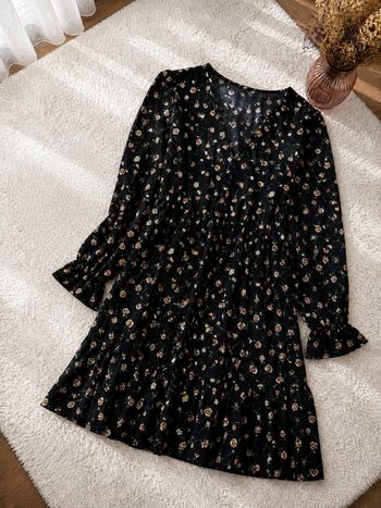 Robe champ de fleurs nocturne noire et multicolore Femme taille 54 marque Vero Moda 👜