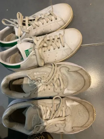 Lot de 2 paires de chaussures adidas