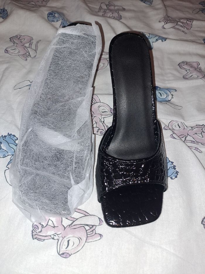 Mules taille 37 neuf