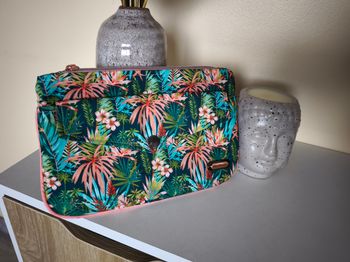 Pochette adaptable sac a dos cabaia 
