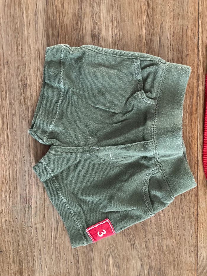 Short kaki et débardeur rouge 6 mois - photo numéro 3