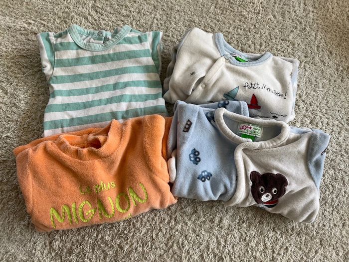 Lot de 4 pyjamas une pièce taille naissance
