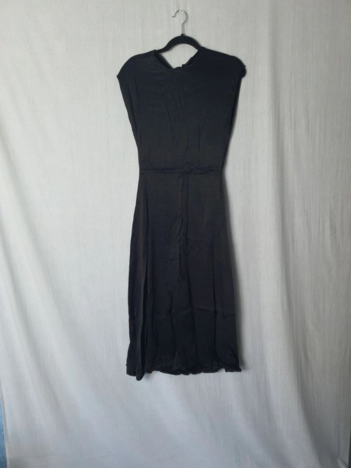 Robe longue noire mango