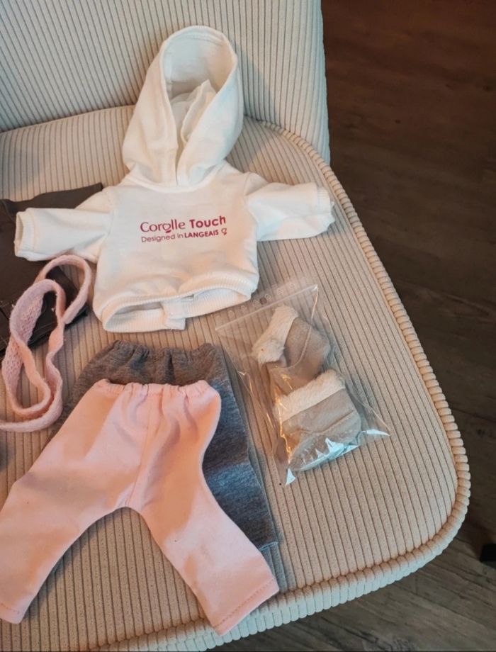 Lot vêtements de poupée corolle 36 cm. - photo numéro 4