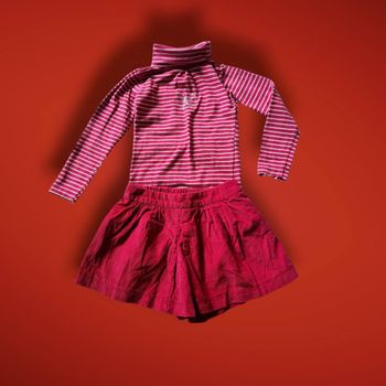 ensemble t-shirt et short fille 2/3 ans