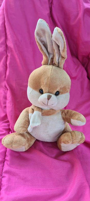 petit lapin doudou câlin by Randi