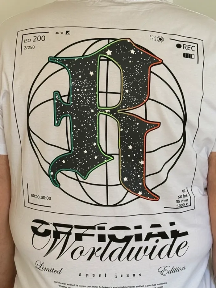 T shirt - photo numéro 2