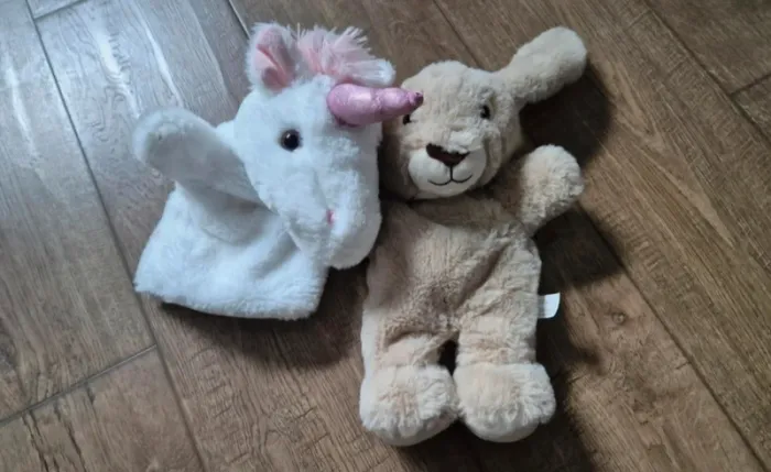 Marionnette peluche licorne lapin