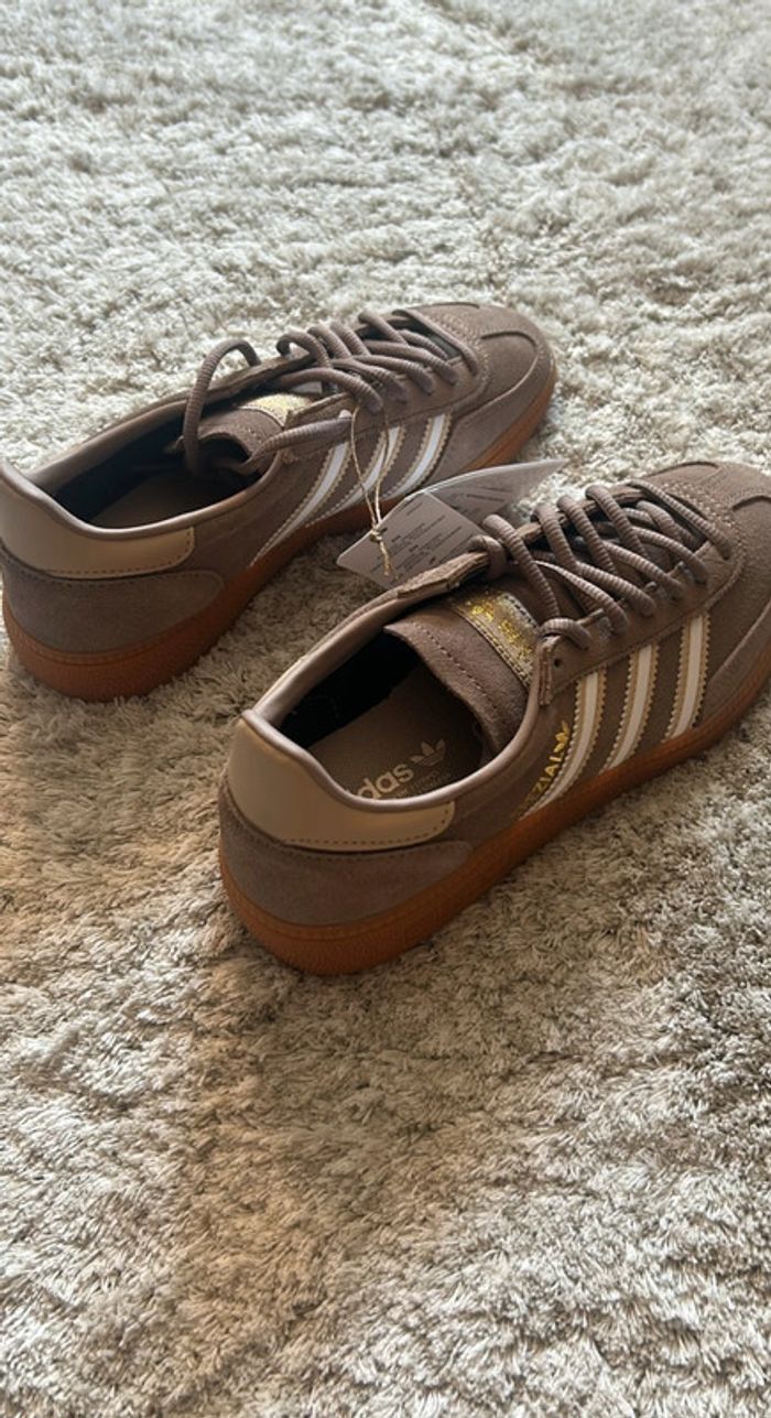 Adidas Handball Spezial – Chalky Brown / Cloud White / Magic Beige – Taille 38 - photo numéro 12