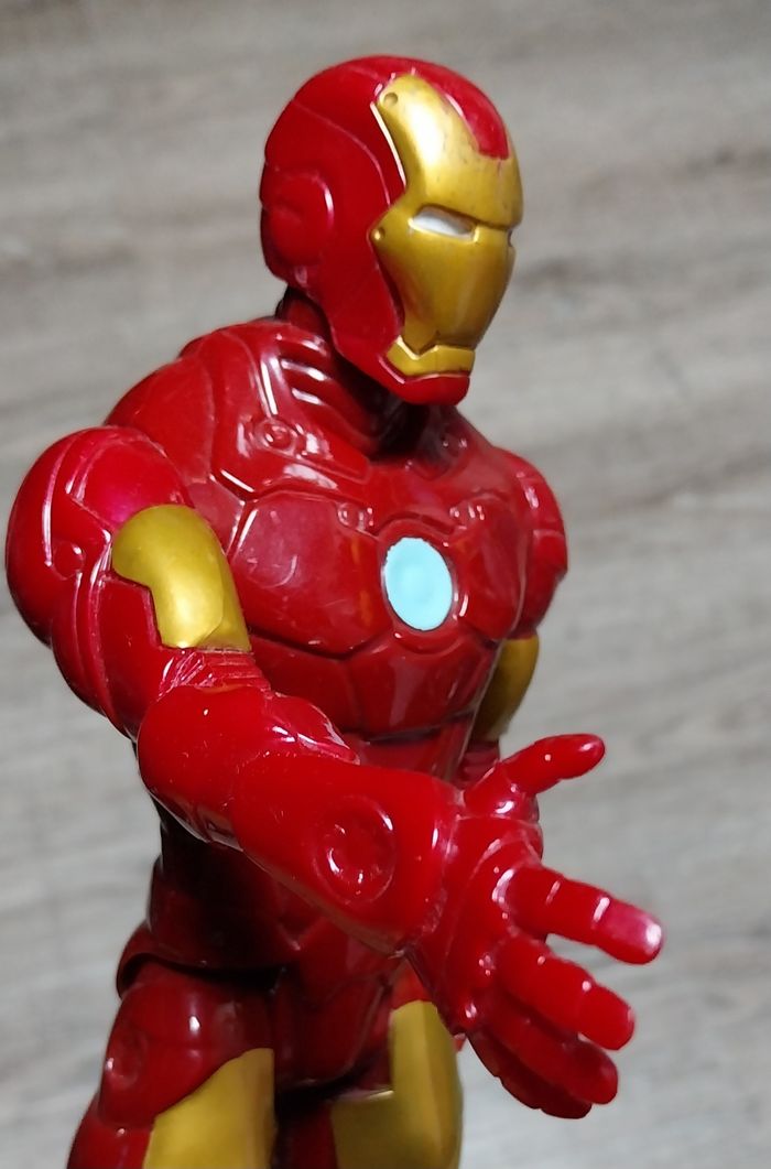 Figurine Marvel Iron Man - photo numéro 4