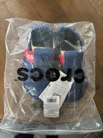 Chaussons crocs 32/33