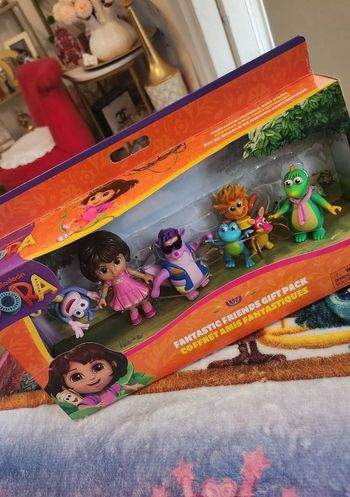 Coffret figurine Dora