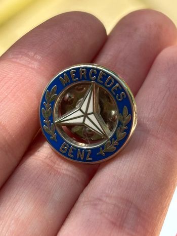 Pin’s Mercedes Benz – Collector