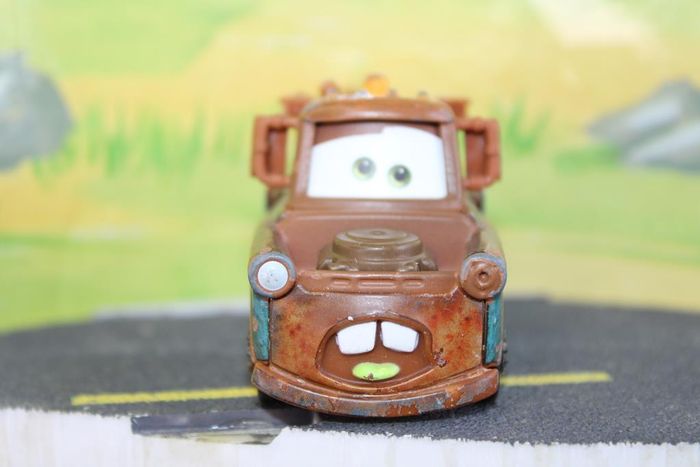Disney Pixar Cars Martin avec N° de course de Flash - photo numéro 8