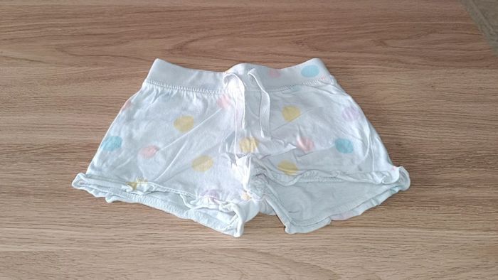 Short blanc à pois multicolores