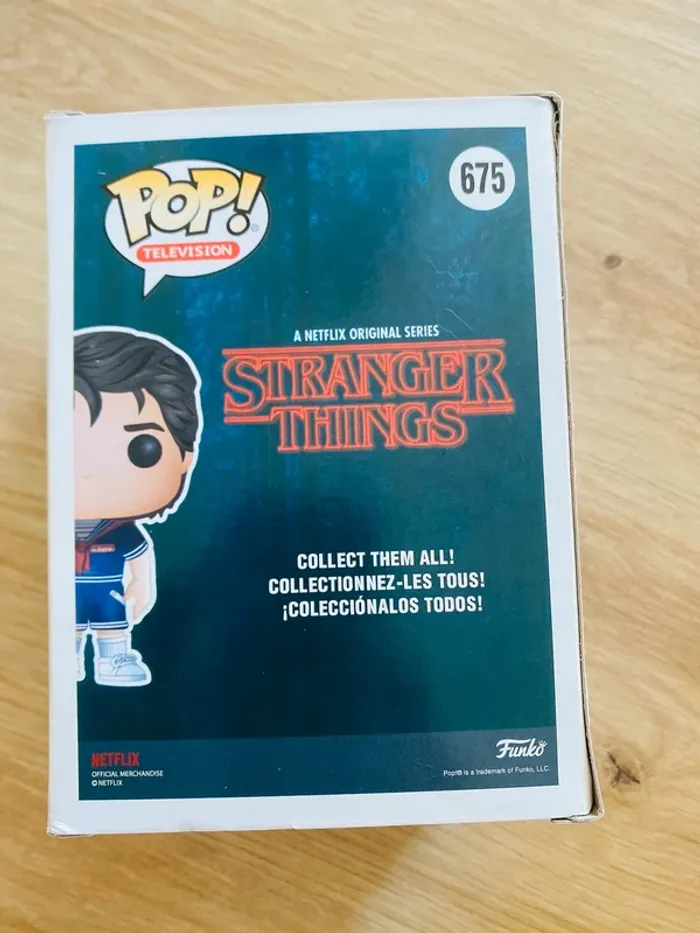 Funko Pop Stranger Things – Steve #675 SDCC 2018 Exclusive (1800 pcs, Limited Edition, Neuf) - photo numéro 3
