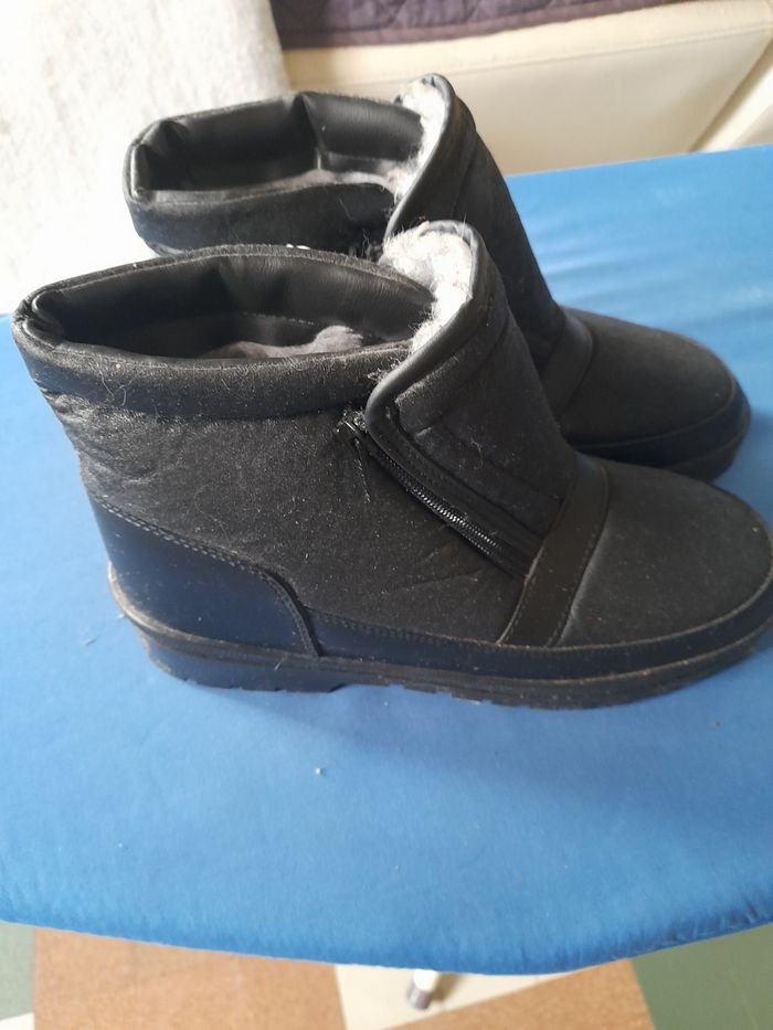 Paire de chaussures homme neuves, noires, pointure 42 - photo numéro 4