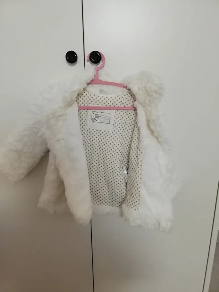 Veste velours blanc 9 mois neuf - photo numéro 2