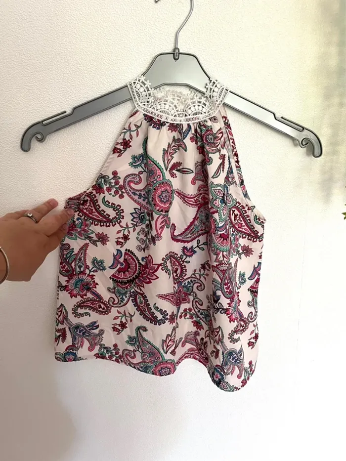 Très beau haut à bretelle pour petite fille - photo numéro 2