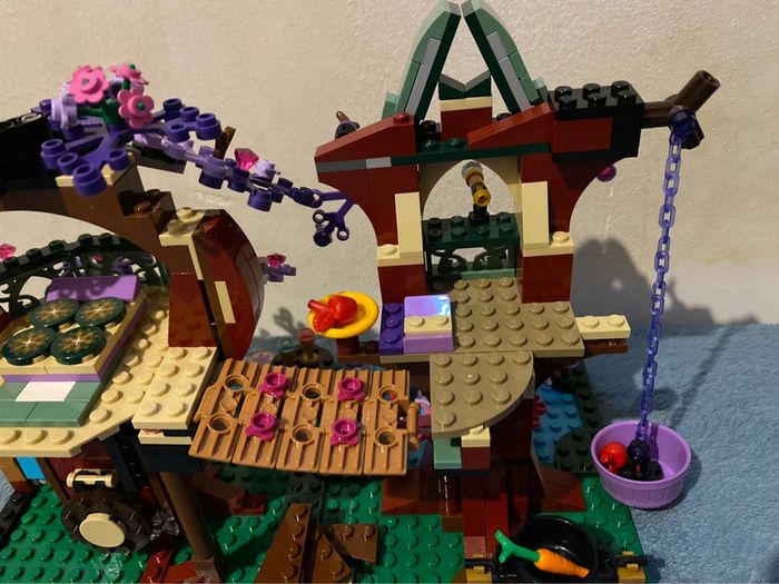 Lego elves 41075 The Elves' Treetop Hideaway complet en pièces sans figurine avec notices - photo numéro 16
