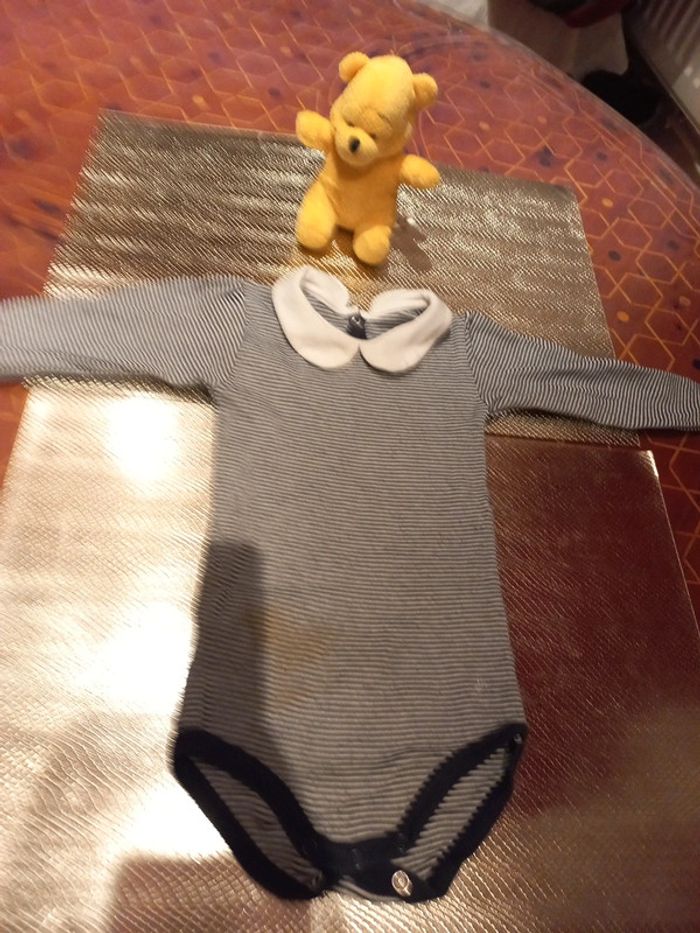 Très joli body fille 12 mois marinière