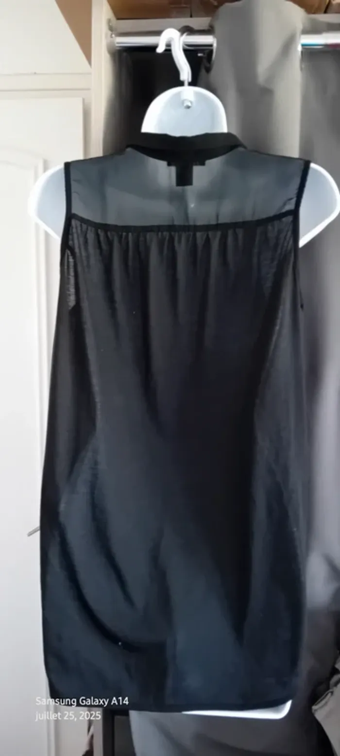 Blouse sans manches longue semi transparente bi matière avec boutons noire femme S h&m - photo numéro 12
