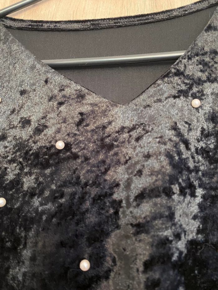 Tee shirt Shein velours avec perles - photo numéro 2