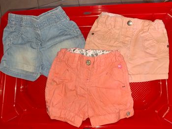 Lot shorts 18 mois