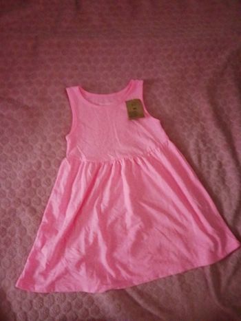 Robe rose in extenso neuf 24 mois