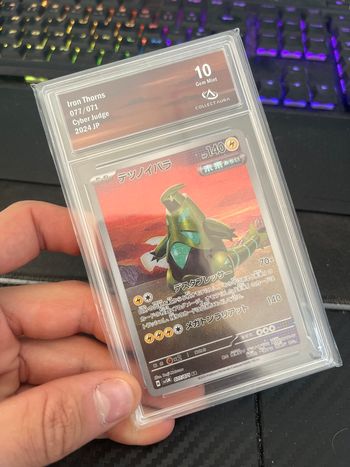 Iron Thorns 077/071 AR Collect Aura 10