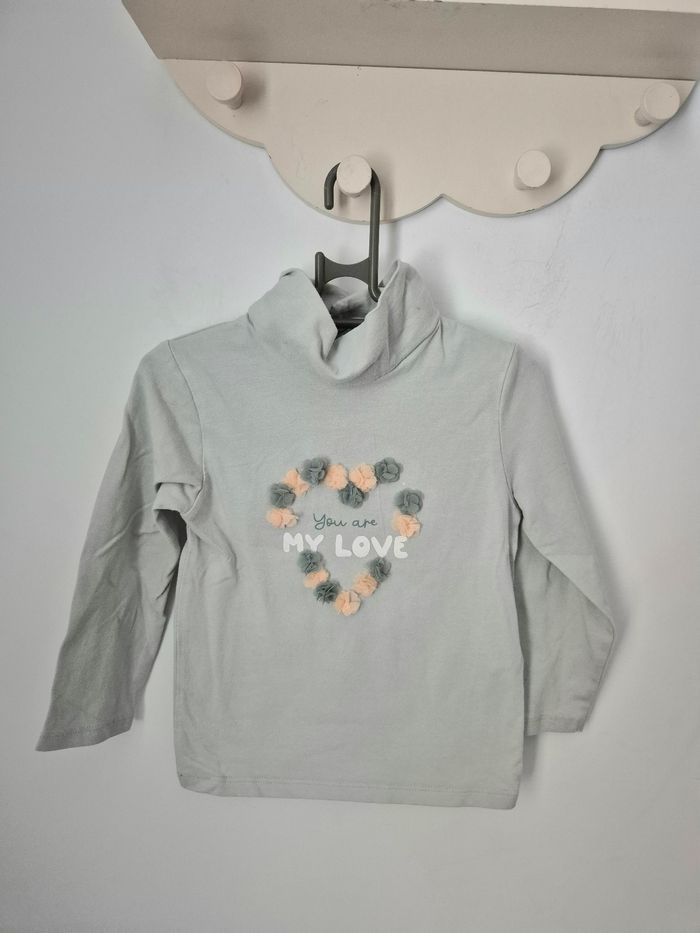 Tee-shirt col roulée * Kiabi *