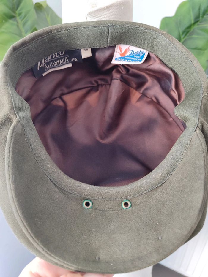 Casquette plate / béret - photo numéro 3
