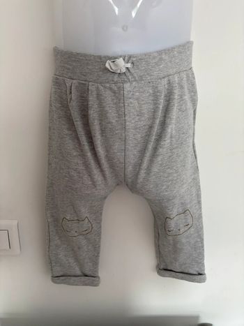 Pantalon Sarouel Gris Kiabi - Taille 24 mois