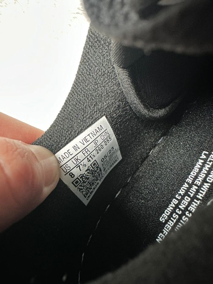 Chaussures adidas rivalry low noir neuf taille 41 1/3 - photo numéro 10