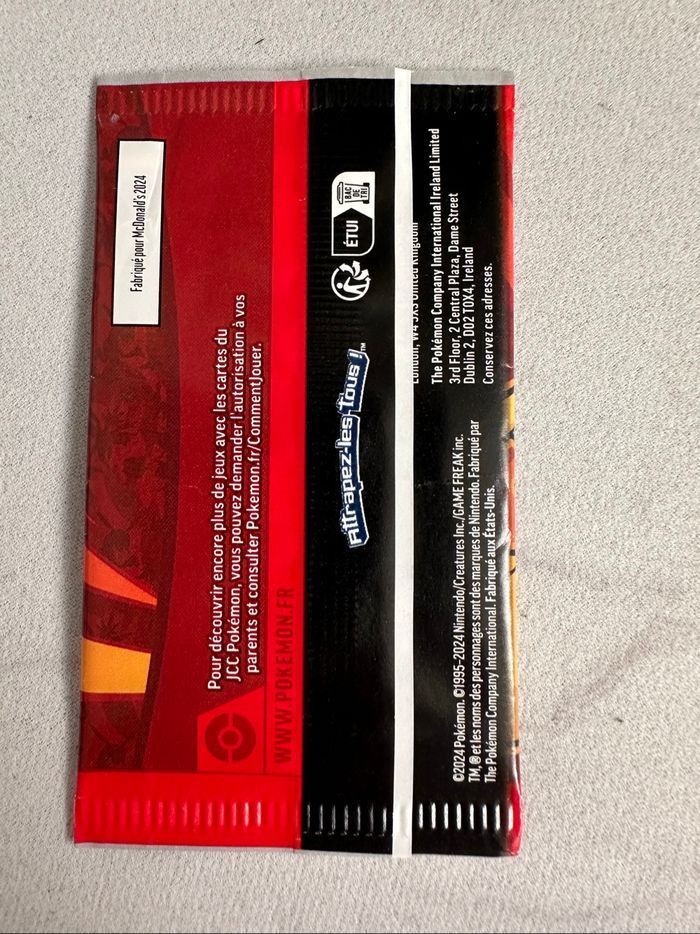 Paquet de 4 cartes Pokémon neuf avec étiquette - photo numéro 2