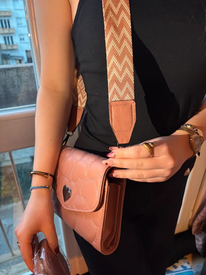 Sac à main coeur rose - photo numéro 2
