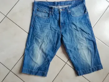 Bermuda long en jean Esprit Taille 32 ( env 40/42).