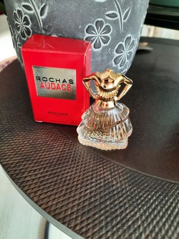 Miniature parfum Rochas