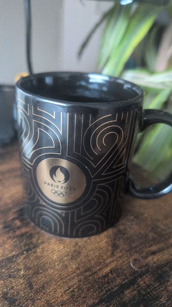 Tasse Paris 2024
