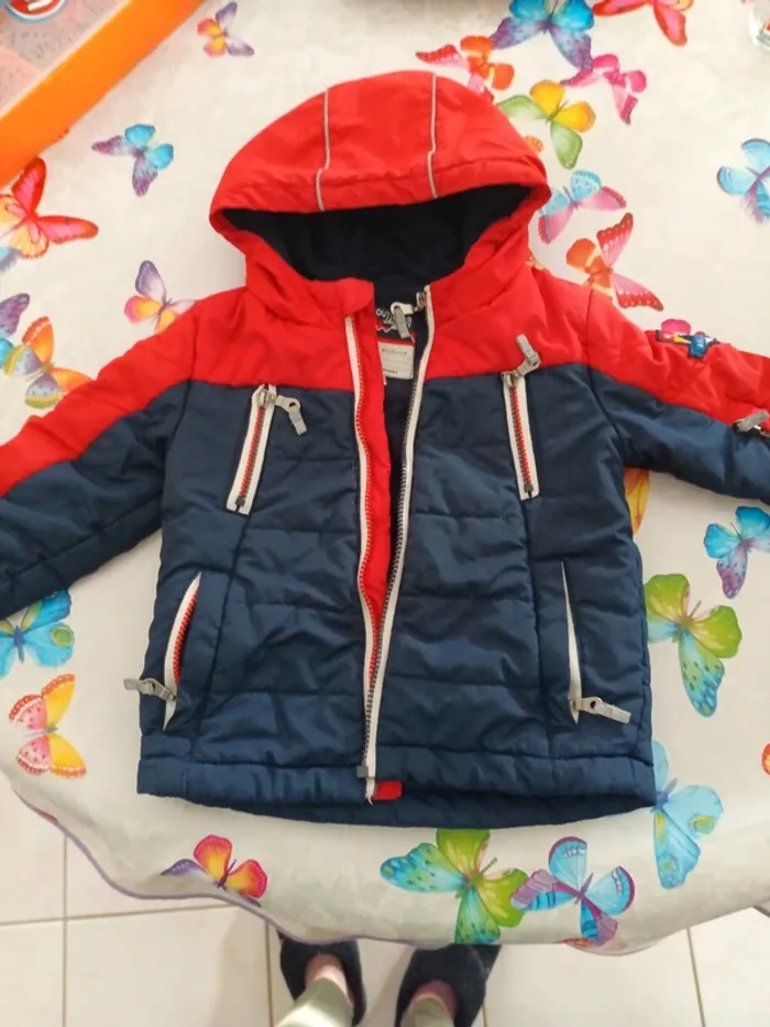Doudoune Vertbaudet 3 ans rouge et marine