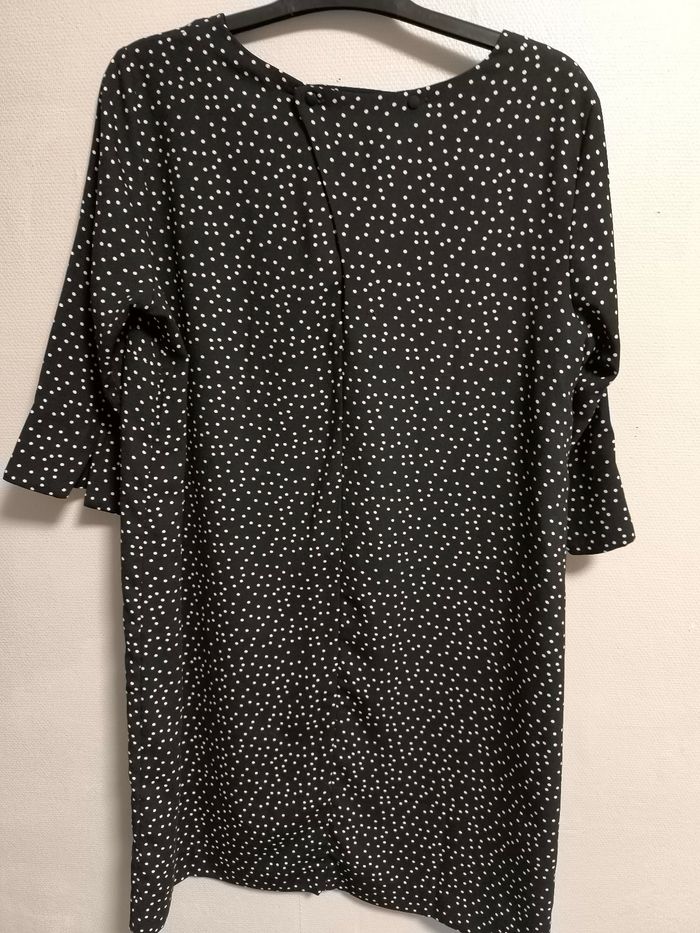 Jolie robe à pois - photo numéro 2