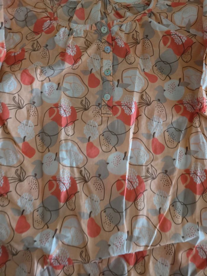 Tunique 5 ans sans marque - photo numéro 2