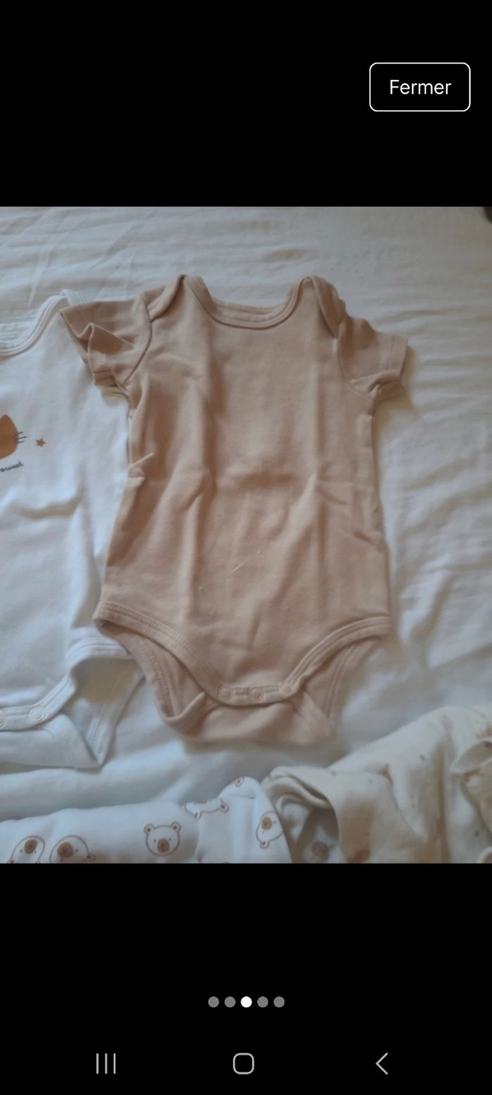 Lot body 3 mois - photo numéro 4