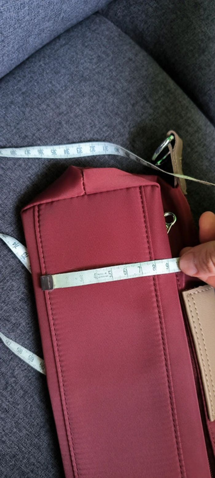 Sac à bandoulière de très bonne qualité avec compartiment - photo numéro 15